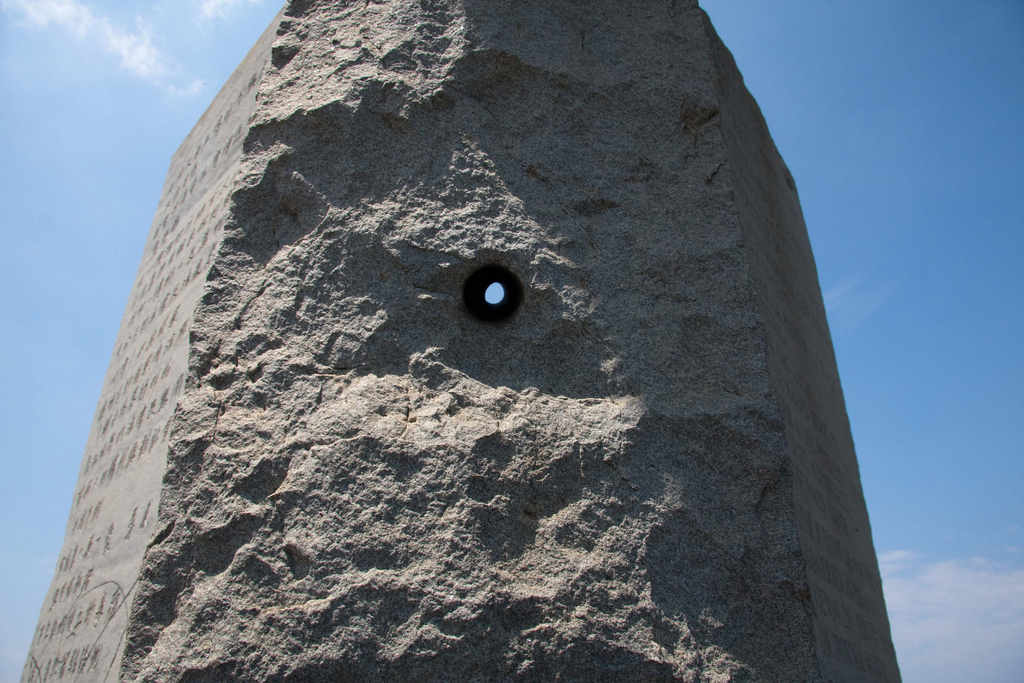 Top 10 Mysteries of the Georgia Guidestones – Mysterious Monsters