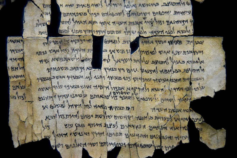 20 Mystery Facts about the Dead Sea Scrolls – Mysterious Monsters
